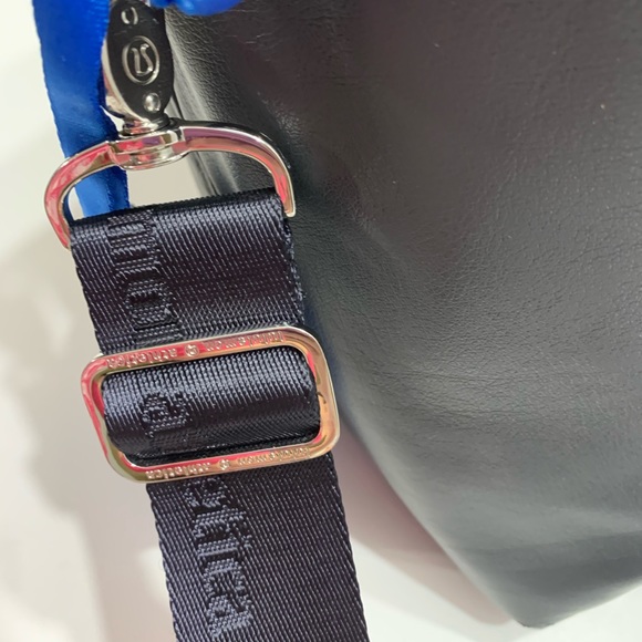 Lululemon athletica Gym/weekender bag - Picture 6 of 10